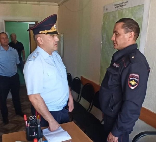 Министр внутренних дел по Коми посетил с рабочим визитом отделы полиции в Ижемском и Усть-Цилемском районах республики